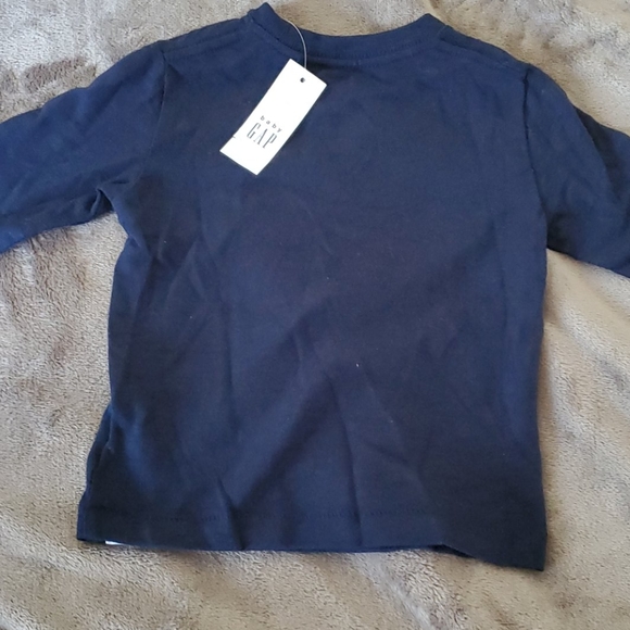 NWT. GAP 2pc jogger set - Picture 3 of 5